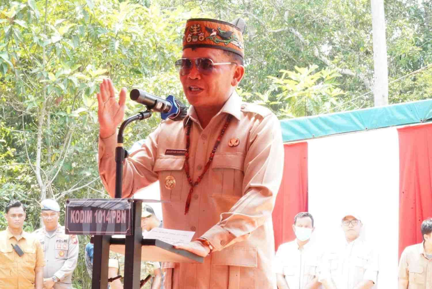Gubernur Kalteng Agustiar Sabran Bersama Pangdam dan Kapolda Resmikan Jembatan Perintis Garuda di Sukamara