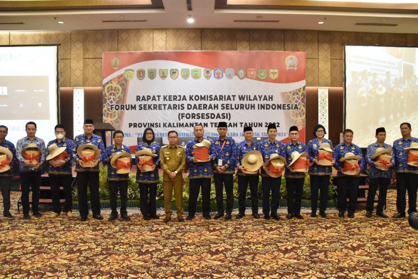 Asisten Adum Hadiri Rapat Komisariat Wilayah Forum Sekretaris Daerah Seluruh Indonesia Prov. Kalteng