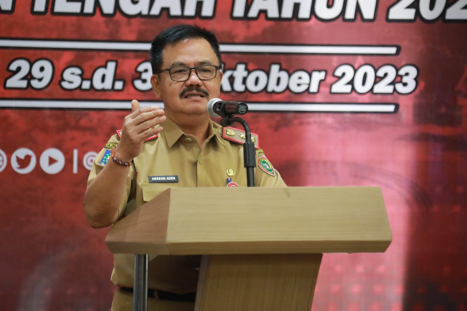 Herson B. Aden Buka Secara Resmi Sosialisasi Penguatan Kapasitas Kelembagaan Pos Pelayanan Teknologi Tepat Guna Se-Kalteng