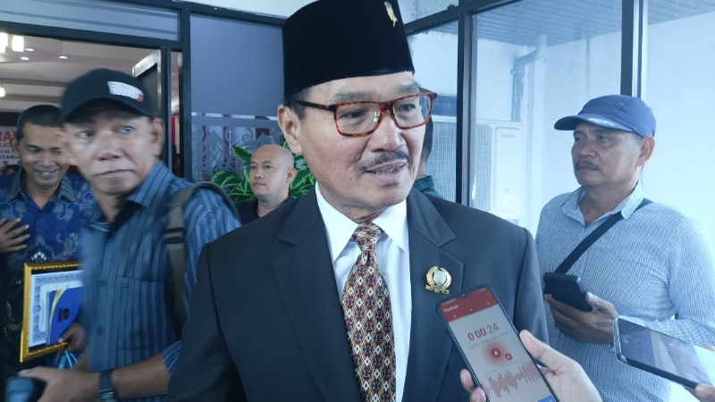 Ketua DPRD Barsel Apresiasi Peluncuran Koperasi Merah Putih
