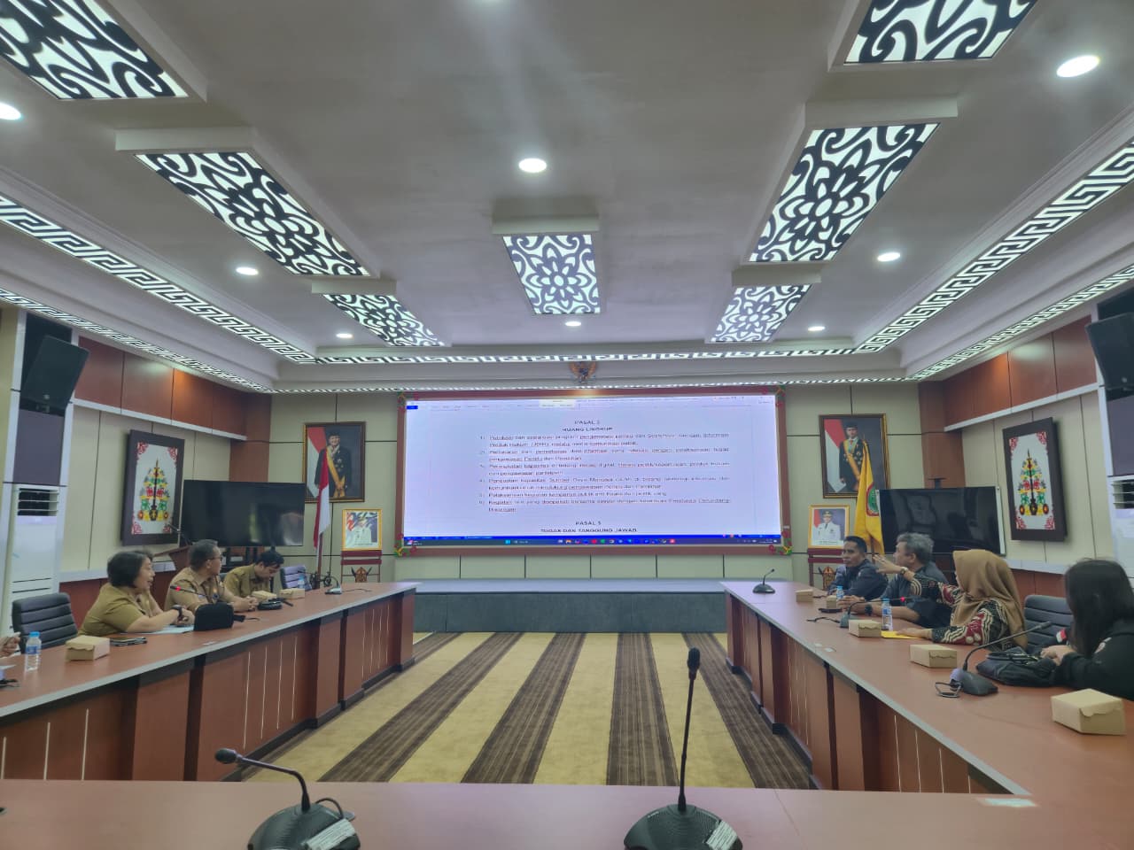 Diskominfosantik Prov. Kalteng Gelar Audiensi Bersama Bawaslu Bahas MoU