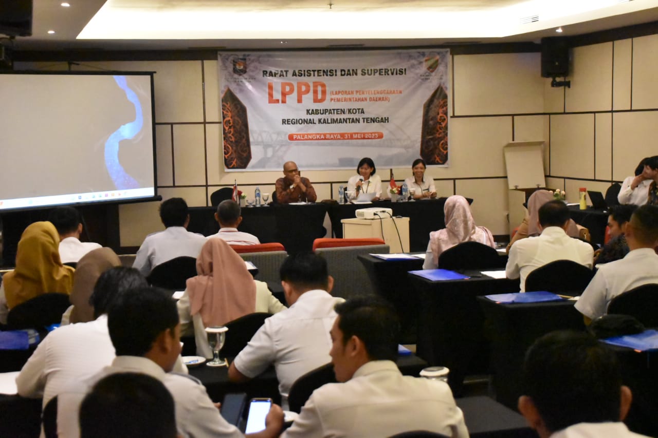 Kepala Biro Pemerintahan Otonomi Daerah Setda Prov. Kalteng Pimpin Rapat Asistensi dan Supervisi LPPD Kabupaten/Kota Regional Kalteng