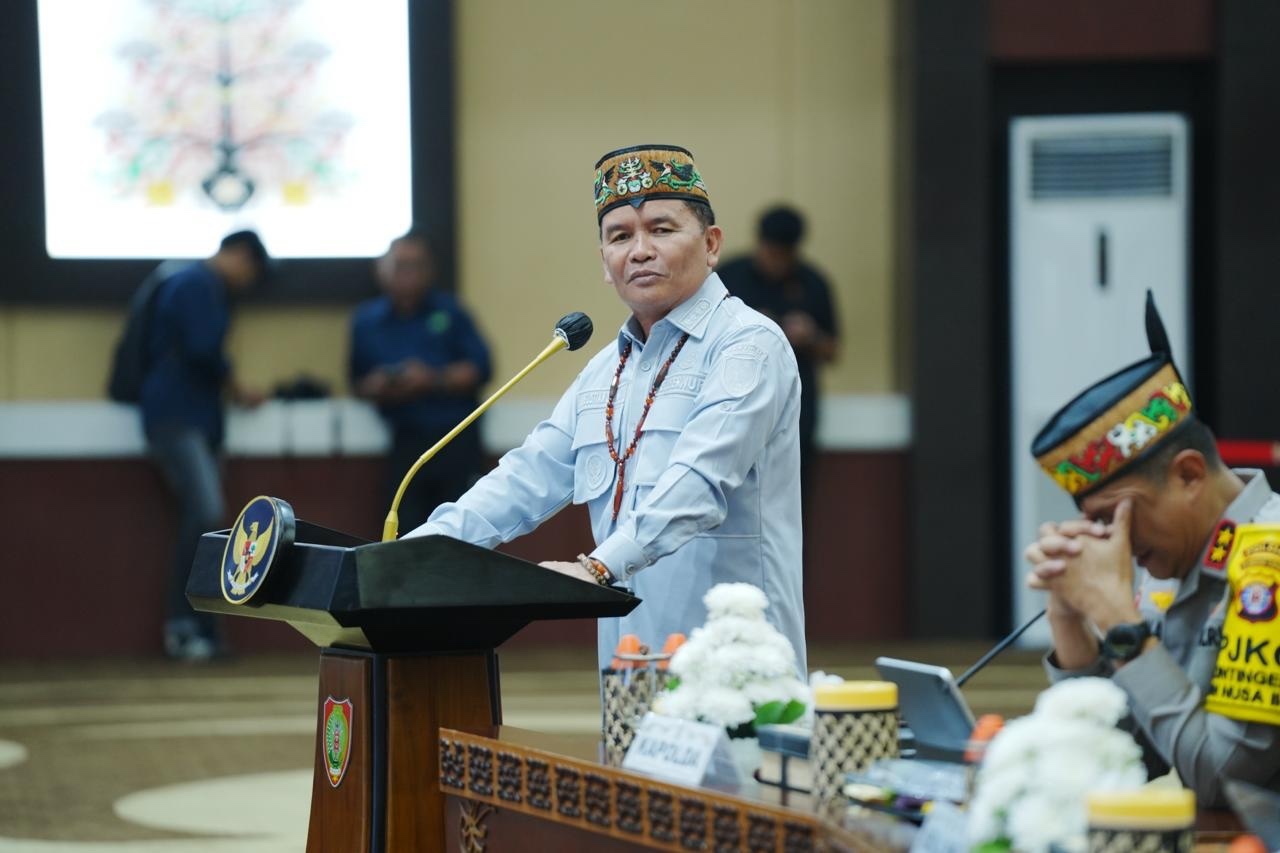 Gubernur Kalteng Agustiar Sabran dan Kepala BNPB Suharyanto Pimpin Rakor Kesiapsiagaan Karhutla