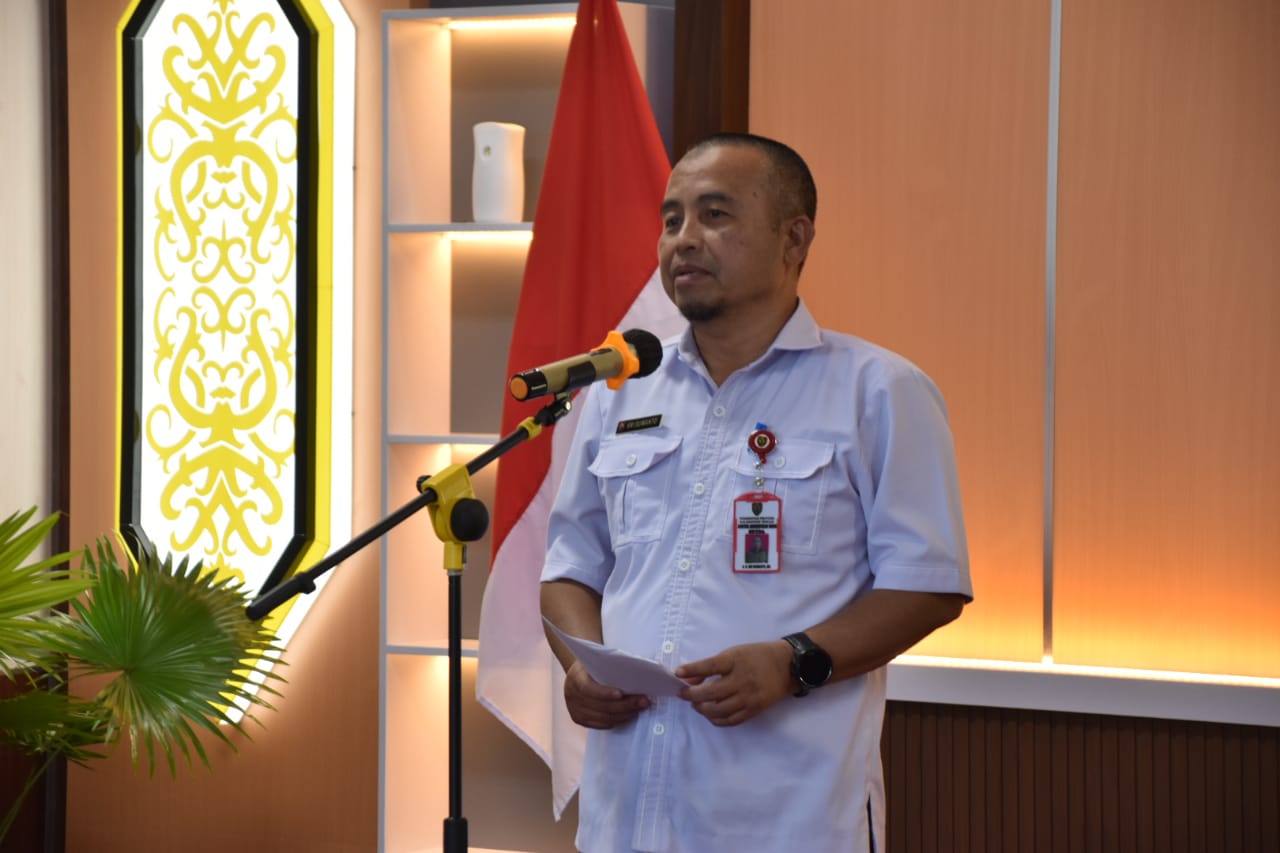 Asisten Adum Setda Prov. Kalteng Sri Suwanto : Diharapkan Dengan Mutasi dan Rotasi Jabatan Struktural kali ini Dapat Memberikan Penyegaran dan Peningkatan Pelayanan Kepada Masyarakat