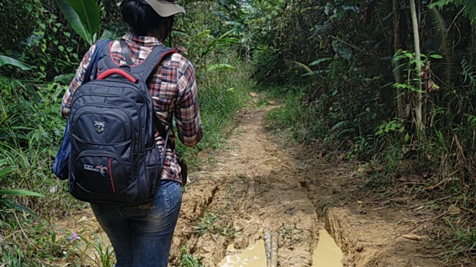 Kepala Dinas Kebudayaan dan Pariwisata Prov. Kalteng Tugaskan Tim Untuk Lakukan Validasi Data dan Verifikasi Lapangan di lokasi Betang Antang Kalang