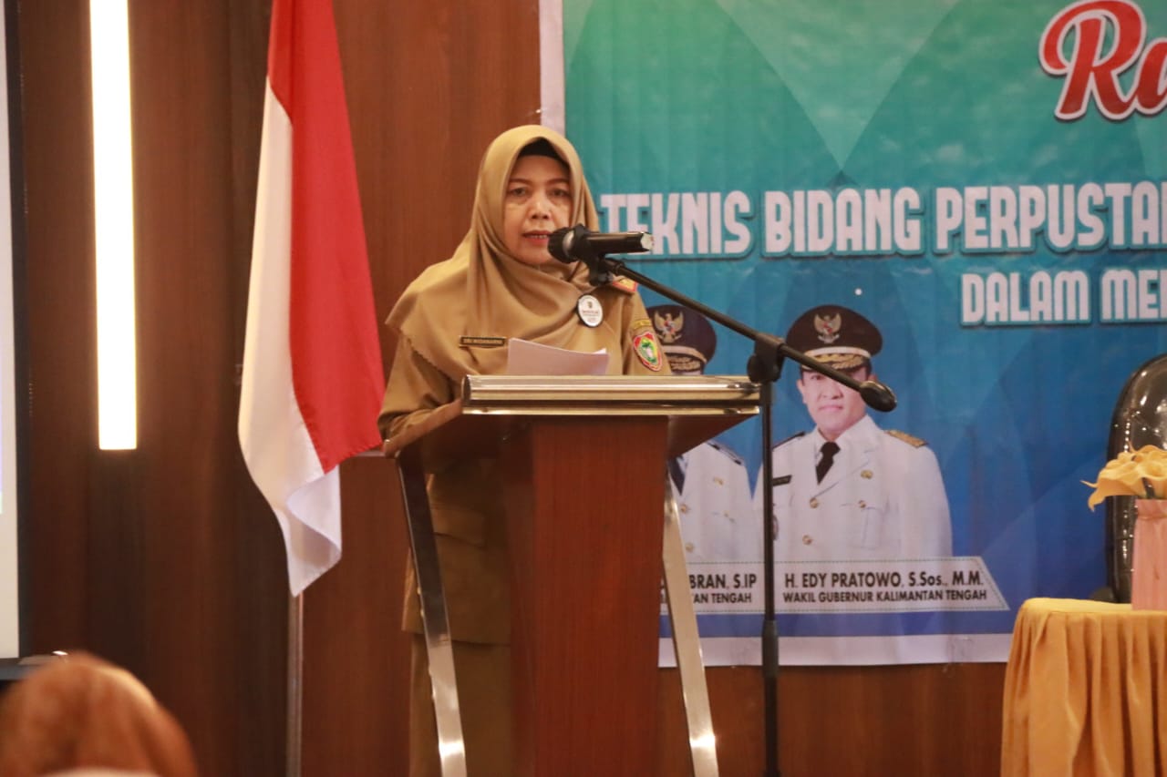 Asisten Ekbang Sri Widanarni Buka Rakernis Bidang Perpustakaan