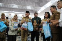 Gubernur Kalteng Agustiar Sabran dan Wagub Edy Pratowo Hadiri Sosialisasi Program Kartu Huma Betang Sejahtera