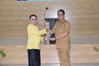 Plt. Asisten Perekonomian dan Pembangunan Kalteng Darliansjah, Hadiri Pelantikan DPW LPLH Nata Buana Lestari